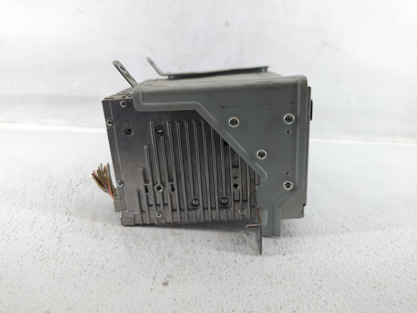 2010-2010 Ford Taurus Am Fm Cd Player Radio Receiver - Oemusedautoparts1.com