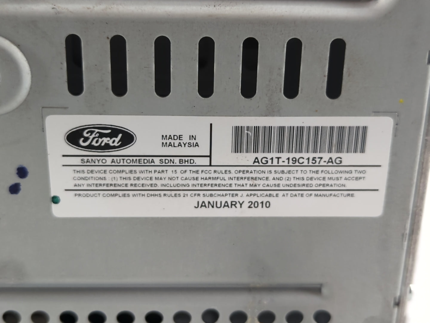 2010-2010 Ford Taurus Am Fm Cd Player Radio Receiver - Oemusedautoparts1.com