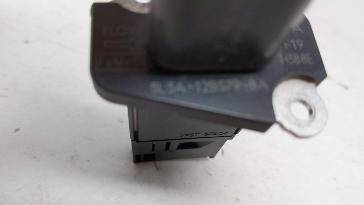 2008-2012 Ford Taurus Mass Air Flow Meter Maf 58760 - Oemusedautoparts1.com
