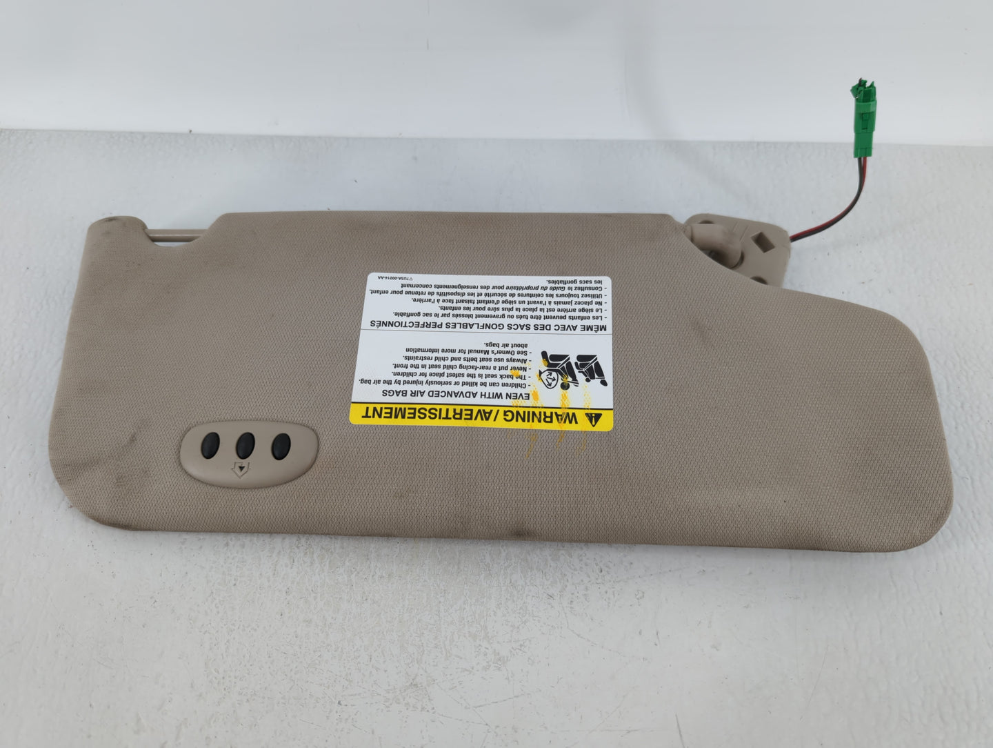 2010-2011 Ford Taurus Sun Visor Shade Replacement Driver Left Mirror Fits Fits 2010 2011 OEM Used Auto Parts - Oemusedautopa