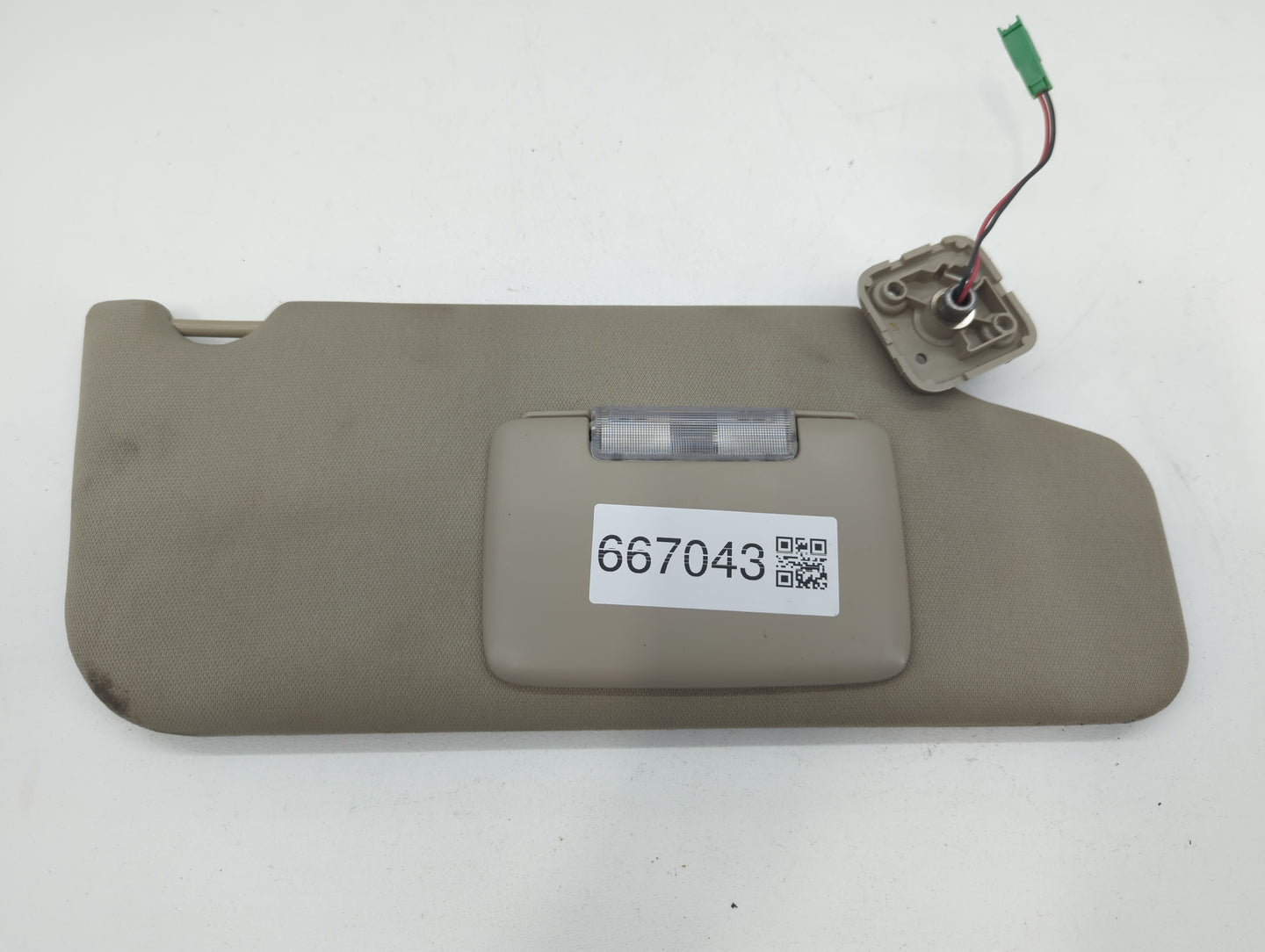 2010-2011 Ford Taurus Sun Visor Shade Replacement Passenger Right Mirror Fits Fits 2010 2011 OEM Used Auto Parts - Oemusedau