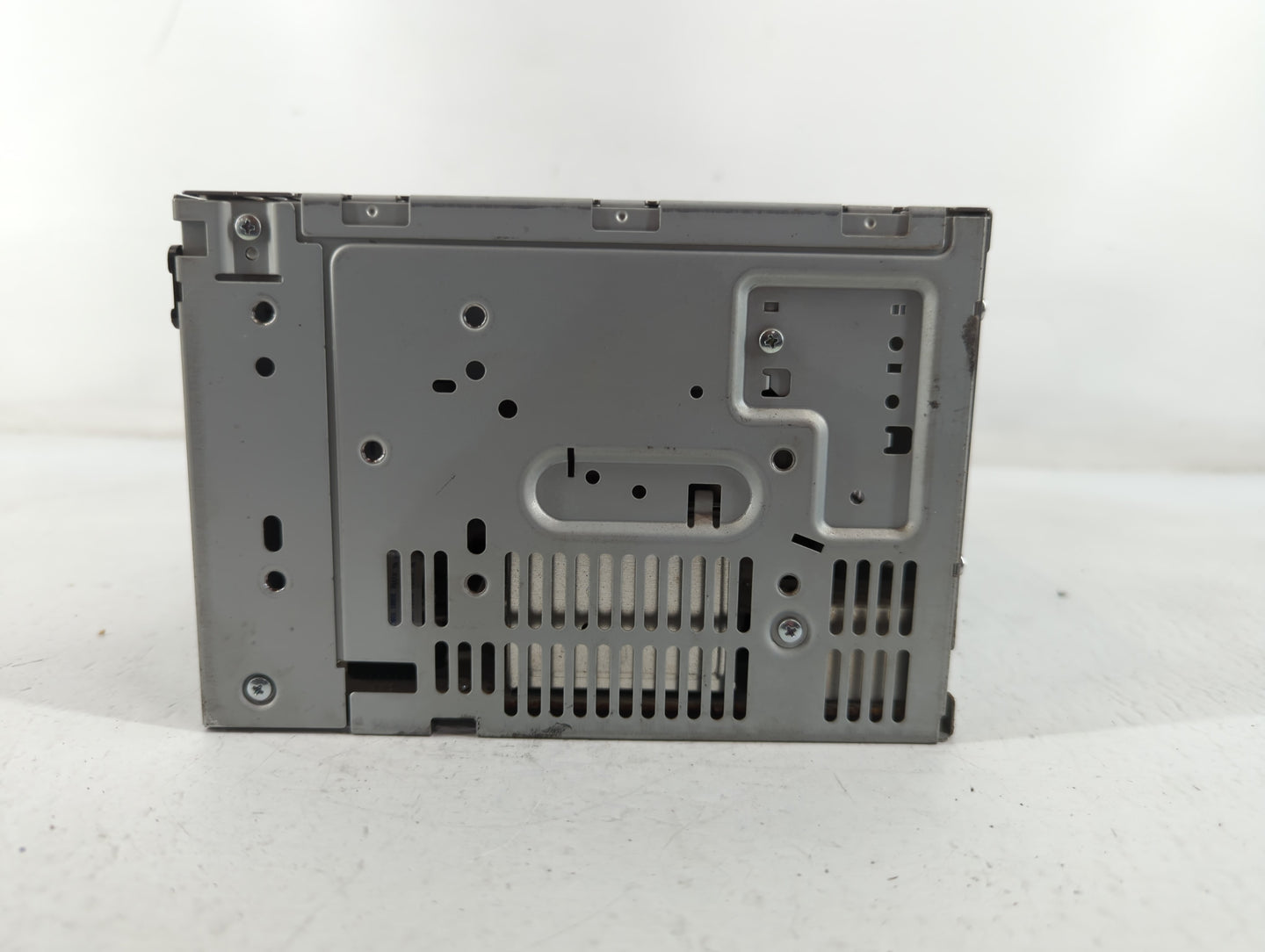 2010 Ford Taurus Radio AM FM Cd Player Receiver Replacement P/N:AG1T-19C107-AF Fits OEM Used Auto Parts - Oemusedautoparts1.