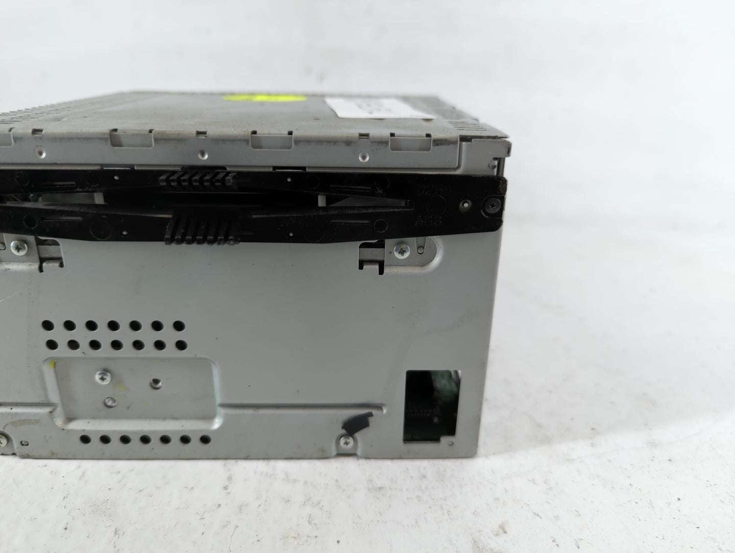 2010-2010 Ford Taurus Am Fm Cd Player Radio Receiver - Oemusedautoparts1.com