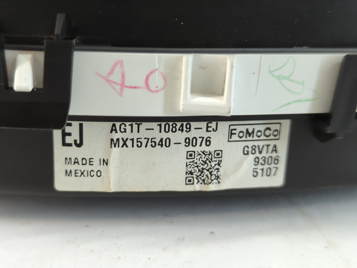 2010 Ford Taurus Instrument Cluster Speedometer Gauges P/N:MX157540-9076 AG1T-10849-EJ Fits OEM Used Auto Parts - Oemusedaut