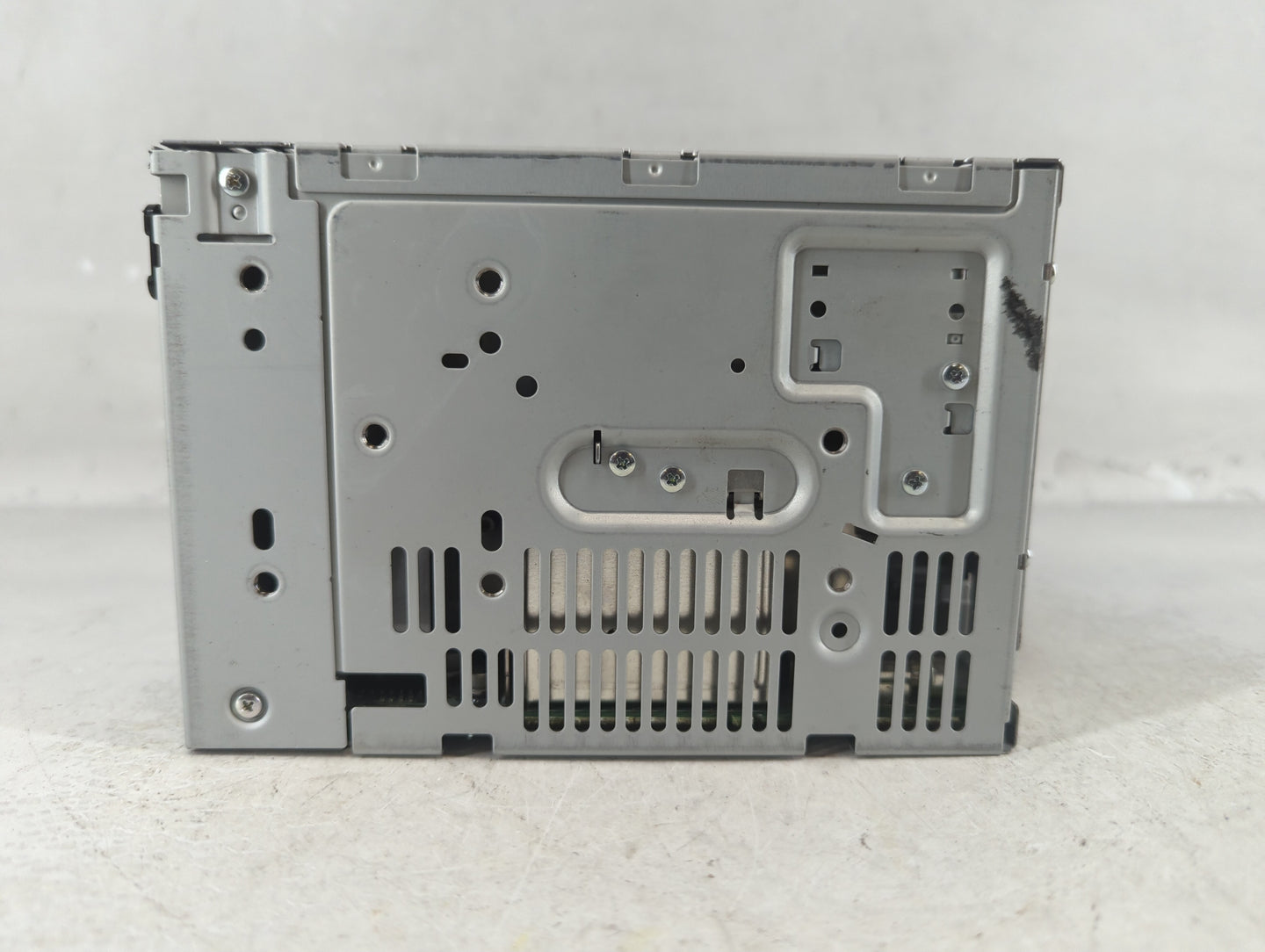 2010 Ford Taurus Radio AM FM Cd Player Receiver Replacement P/N:AG1T-19C159-BD Fits OEM Used Auto Parts - Oemusedautoparts1.