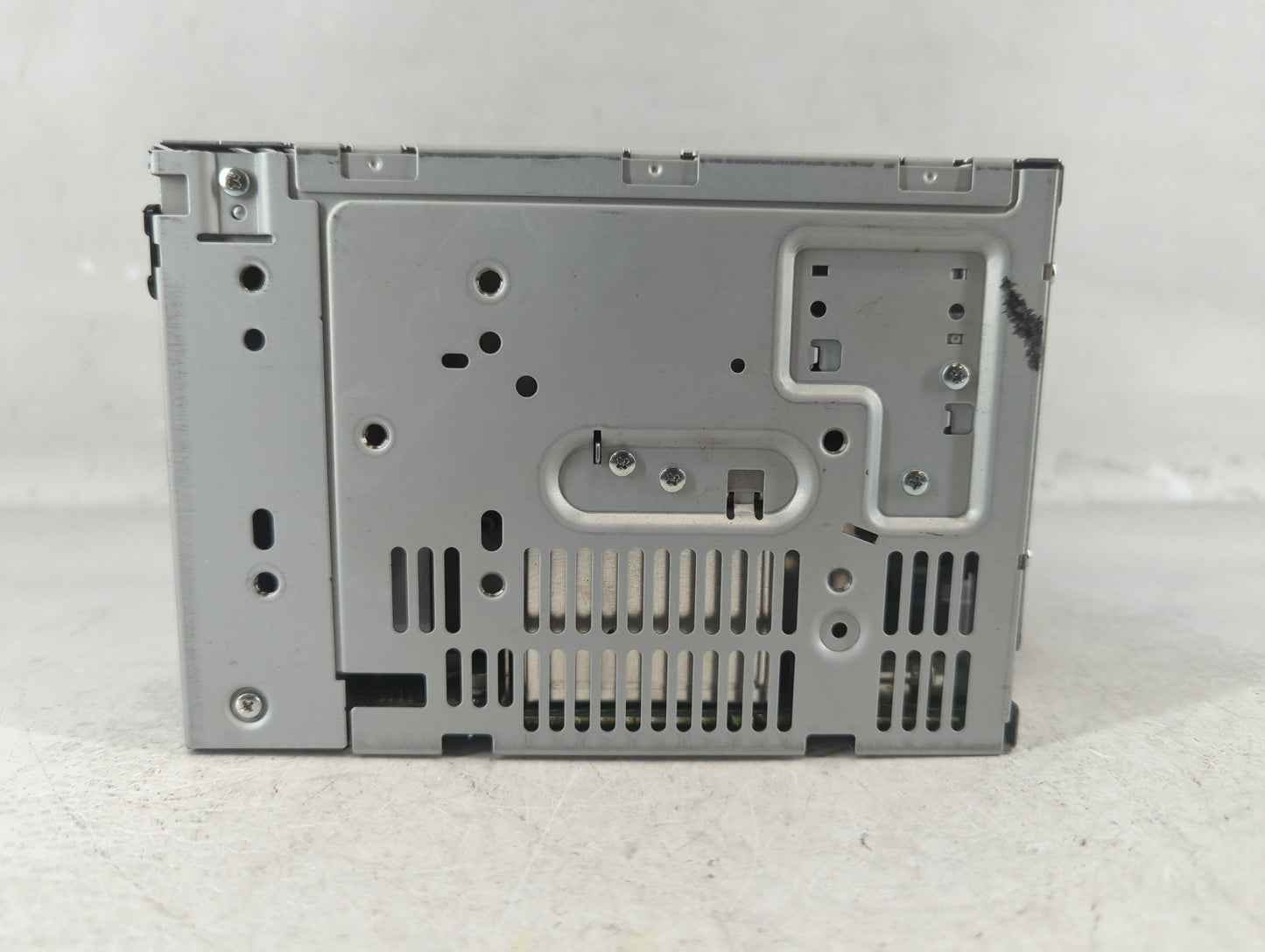 2010 Ford Taurus Radio AM FM Cd Player Receiver Replacement P/N:AG1T-19C159-BD Fits OEM Used Auto Parts - Oemusedautoparts1.