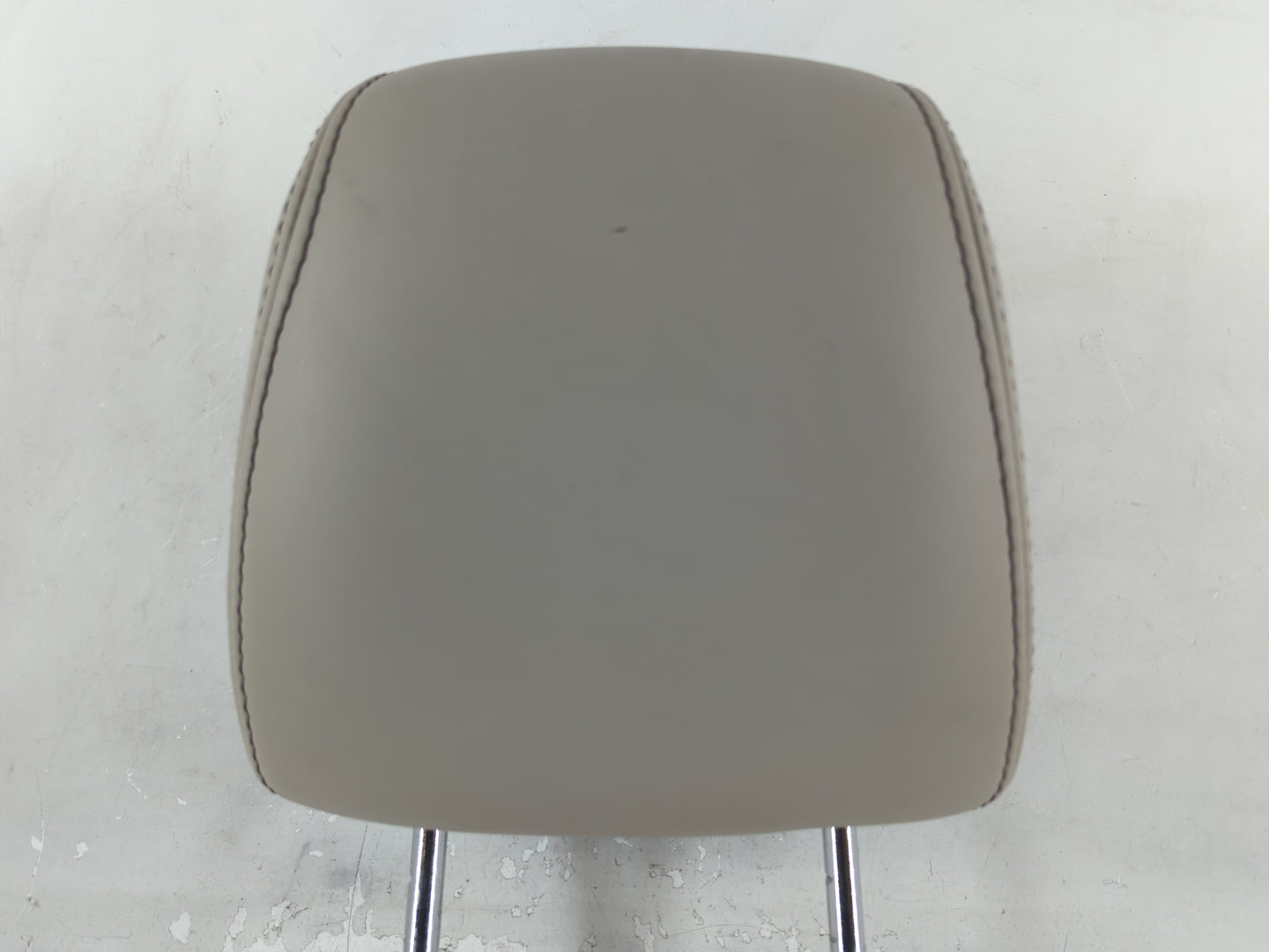 2010-2012 Ford Taurus Headrest Head Rest Front Driver Passenger Seat Fits Fits 2010 2011 2012 OEM Used Auto Parts - Oemuseda