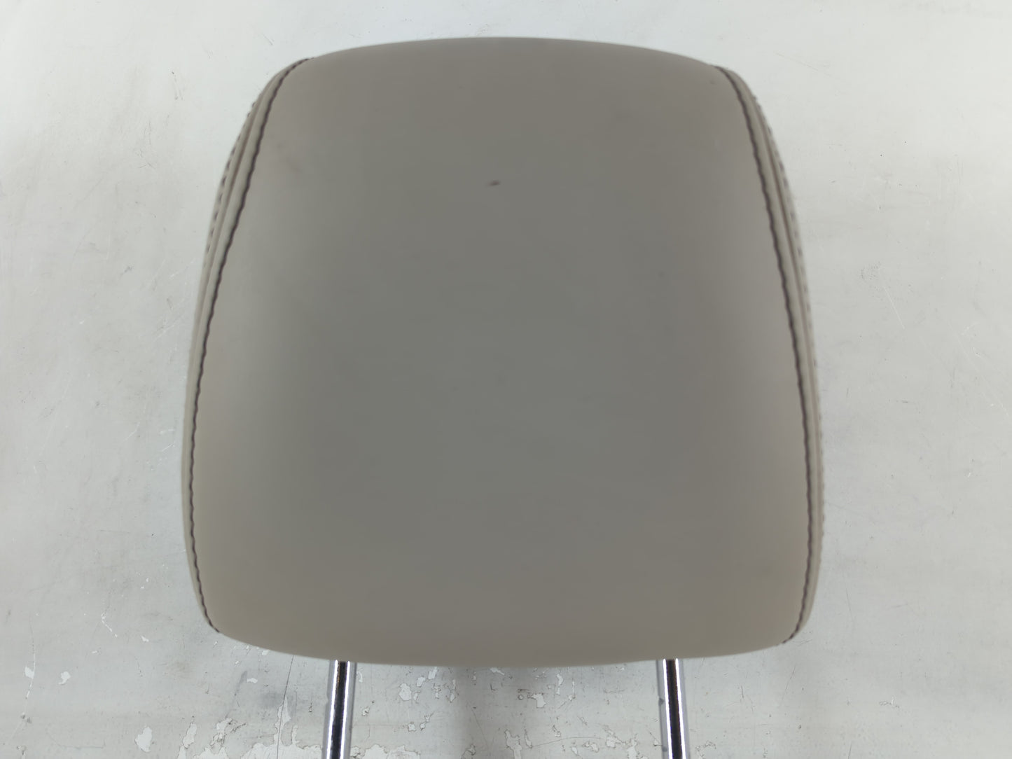 2010-2012 Ford Taurus Headrest Head Rest Front Driver Passenger Seat Fits Fits 2010 2011 2012 OEM Used Auto Parts - Oemuseda