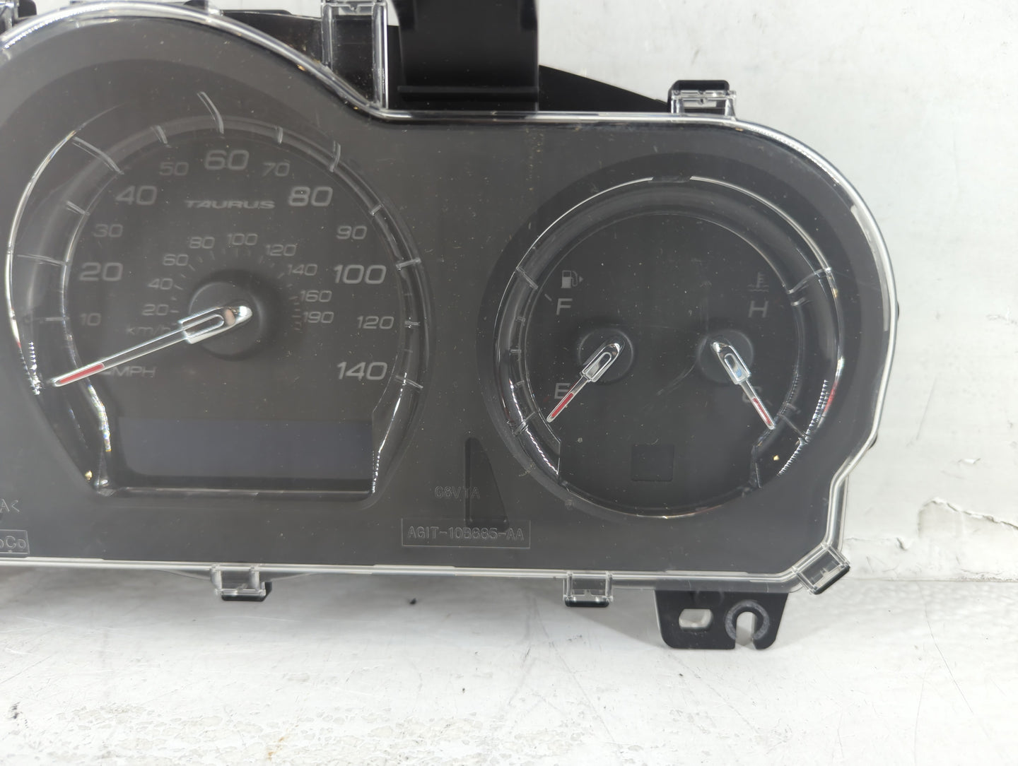 2010 Ford Taurus Instrument Cluster Speedometer Gauges Fits OEM Used Auto Parts - Oemusedautoparts1.com