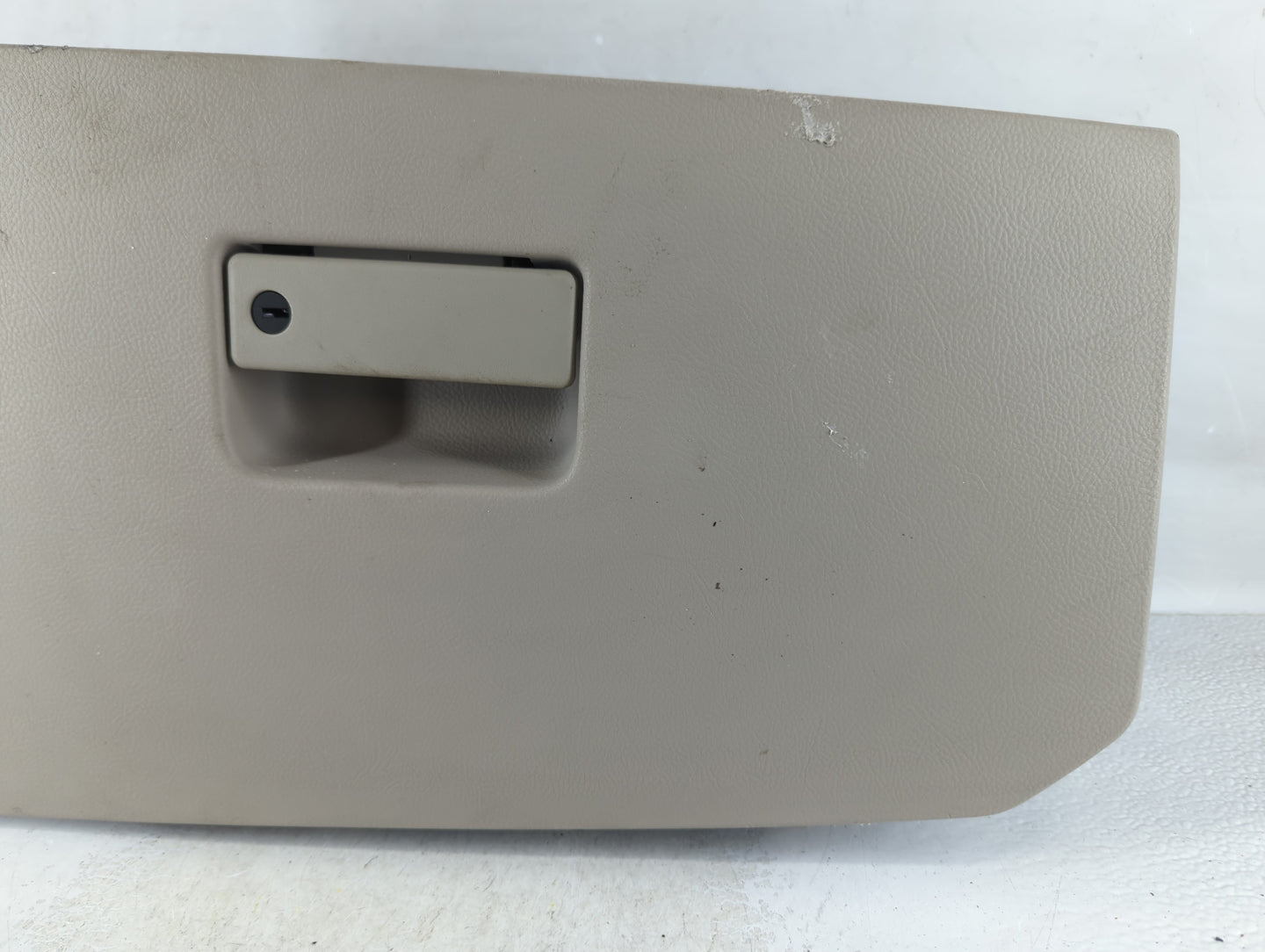 2010 Ford Taurus Passenger Glove Box Door Storage Compartment - Oemusedautoparts1.com