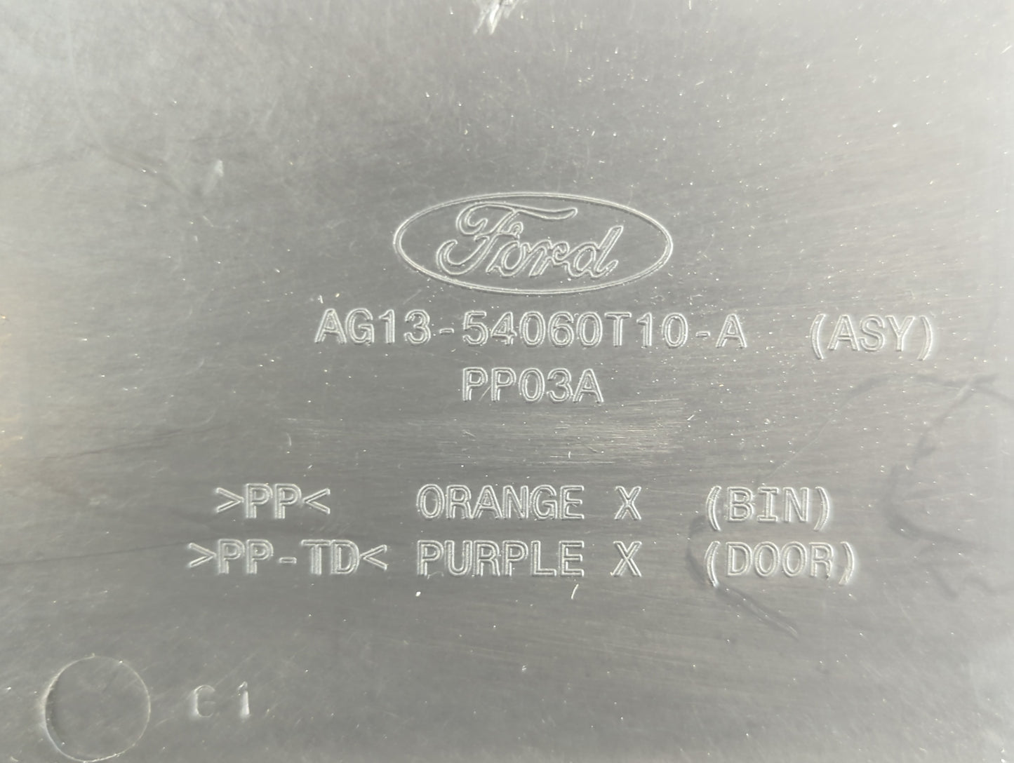 2010 Ford Taurus Passenger Glove Box Door Storage Compartment - Oemusedautoparts1.com