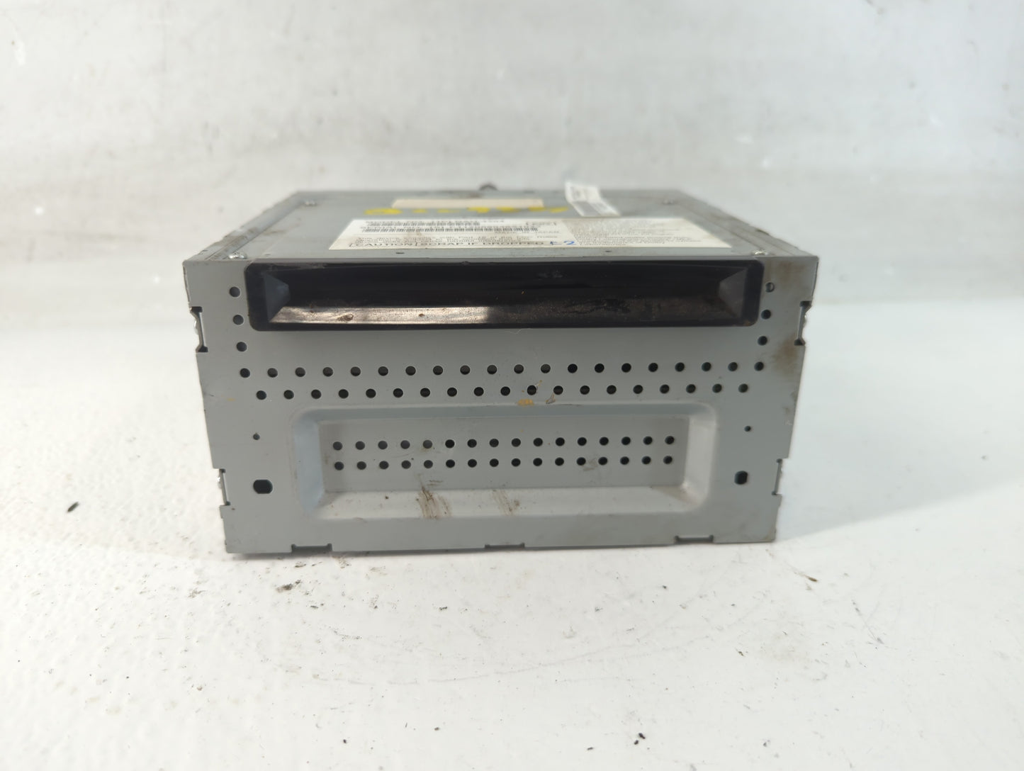 2010 Ford Taurus Radio AM FM Cd Player Receiver Replacement P/N:1PNAU-4204 Fits OEM Used Auto Parts - Oemusedautoparts1.com