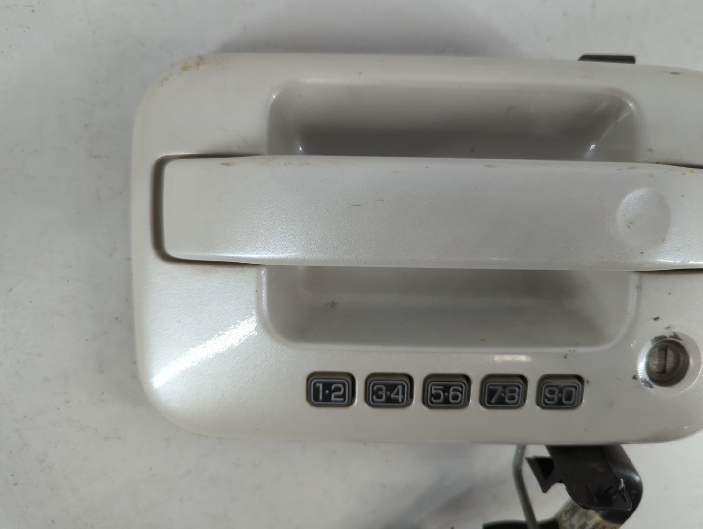 Ford Trucks Ftf150 Driver Rear Left Door Handle Exterior Assembly White - Oemusedautoparts1.com
