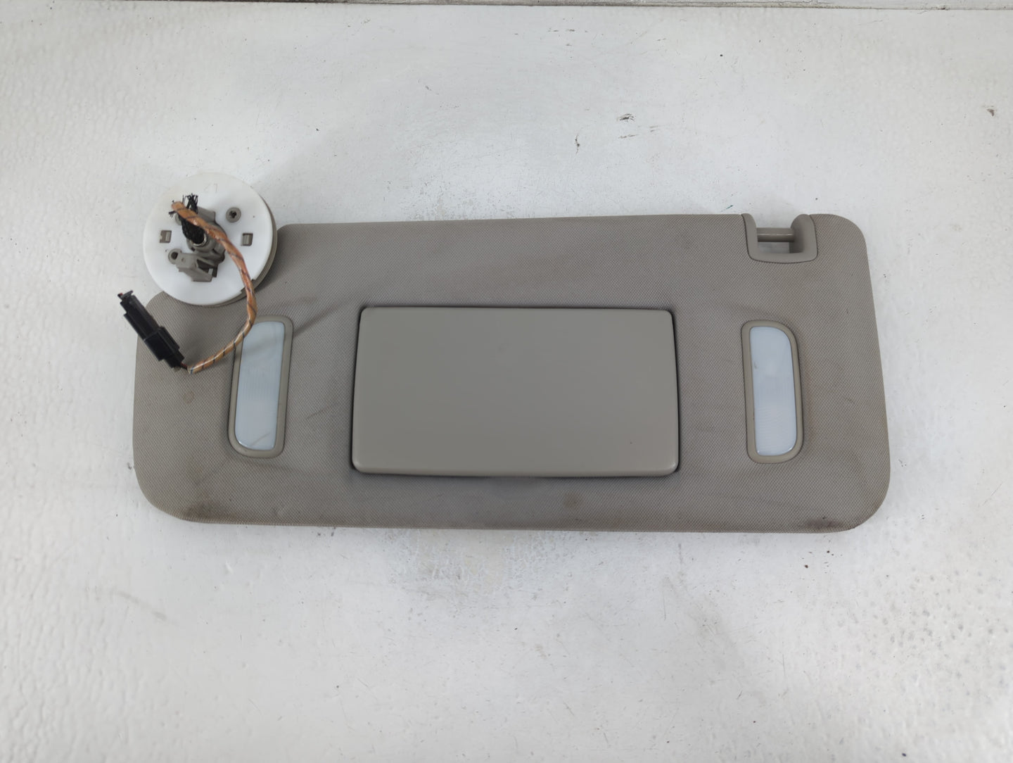 2007-2017 Gmc Acadia Sun Visor Shade Replacement Driver Left Mirror Fits OEM Used Auto Parts - Oemusedautoparts1.com