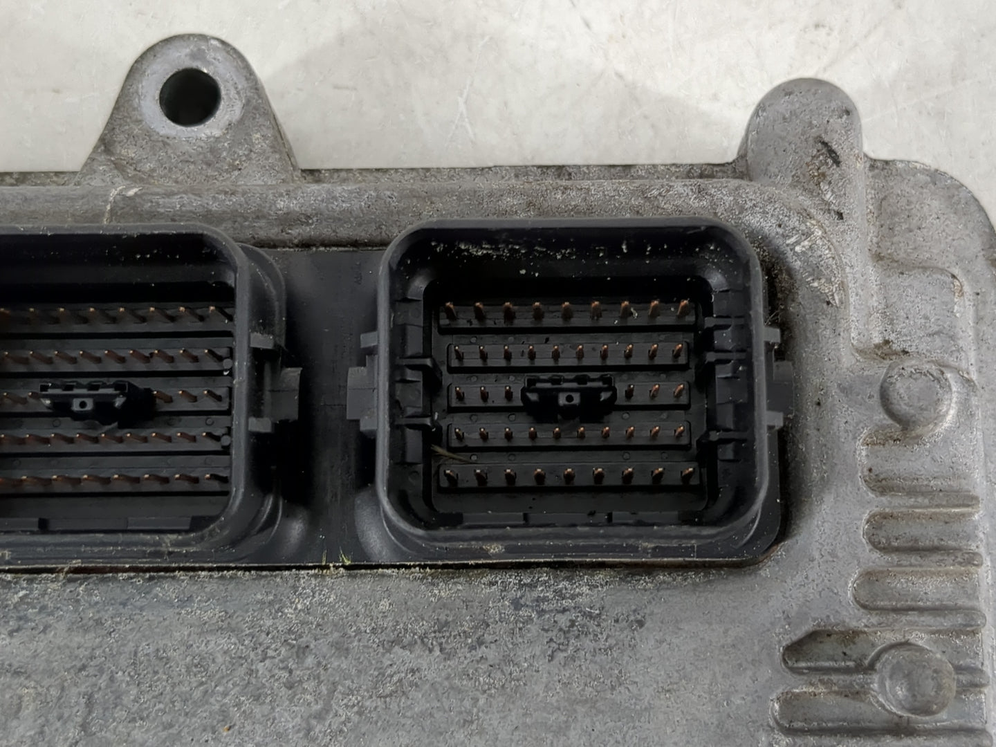 2010-2011 Gmc Acadia PCM Engine Control Computer ECU ECM PCU OEM Fits Fits 2010 2011 OEM Used Auto Parts - Oemusedautoparts1