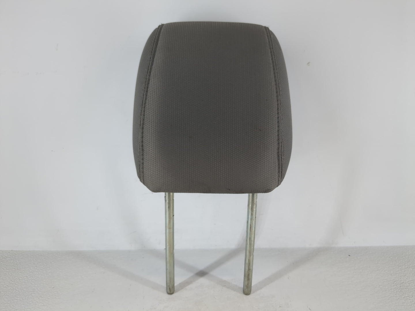 2009-2011 Gmc Acadia Headrest Head Rest Front Driver Passenger Seat Fits Fits 2009 2010 2011 OEM Used Auto Parts - Oemusedau