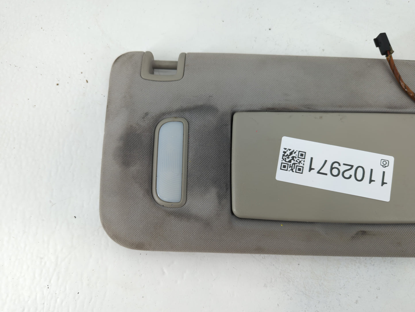 2007-2017 Gmc Acadia Sun Visor Shade Replacement Passenger Right Mirror Fits OEM Used Auto Parts - Oemusedautoparts1.com