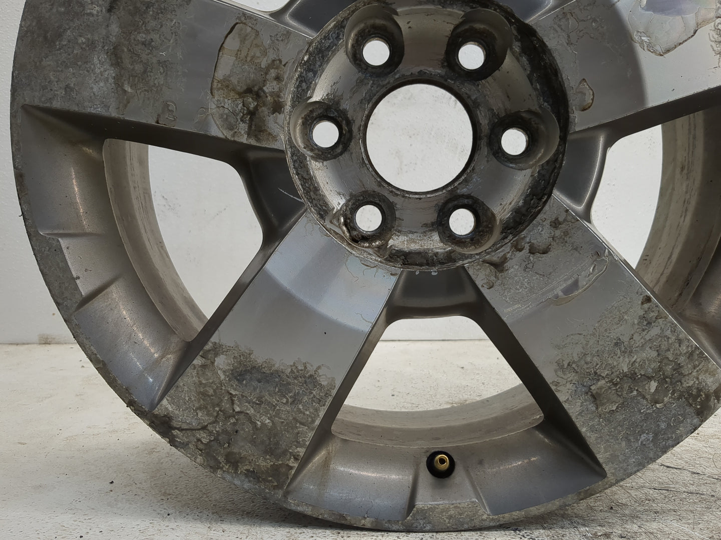 2009-2012 Gmc Acadia Oem Wheel Rim 1142809 - Oemusedautoparts1.com
