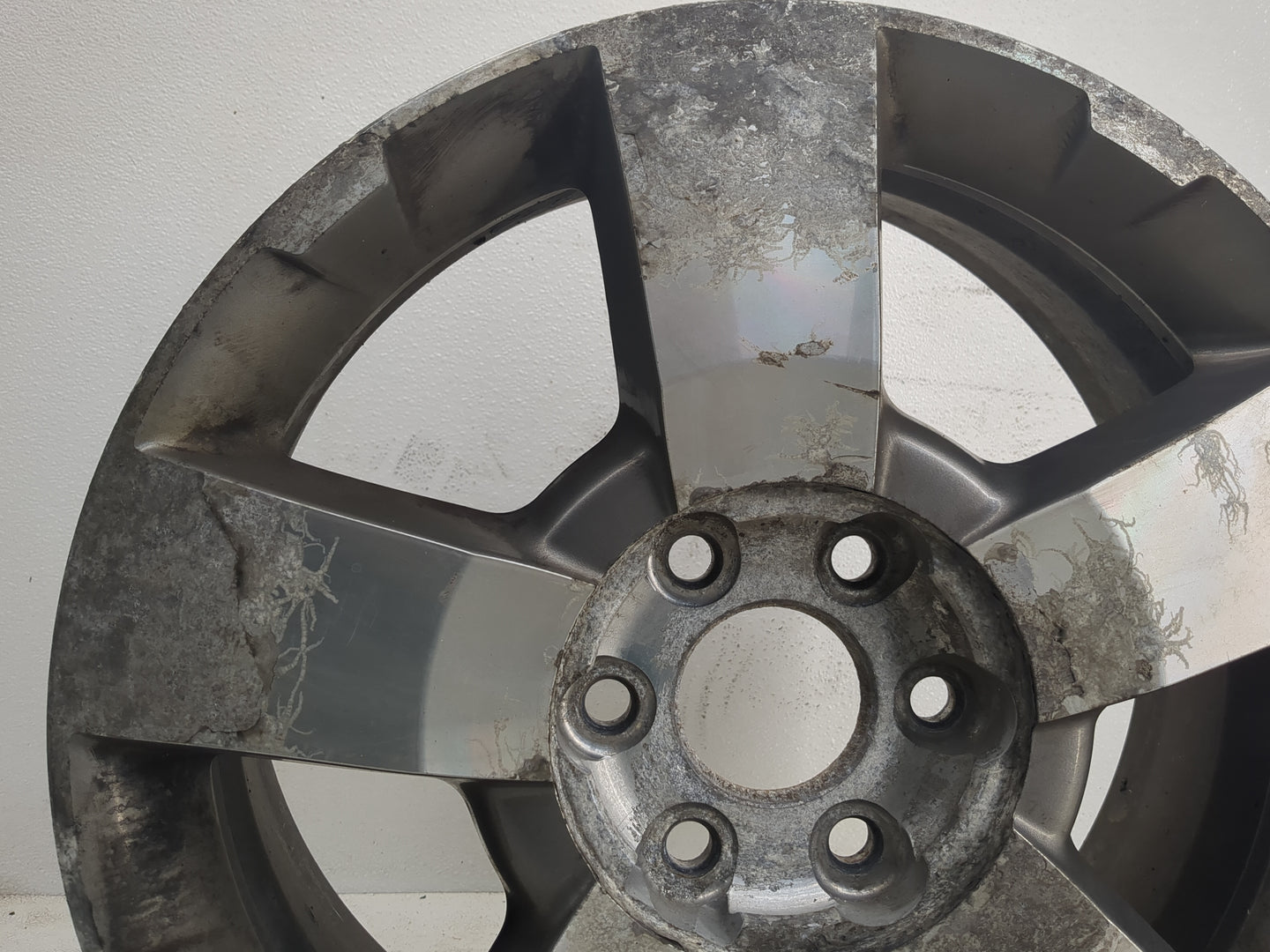 2009-2012 Gmc Acadia Oem Wheel Rim 1142811 - Oemusedautoparts1.com