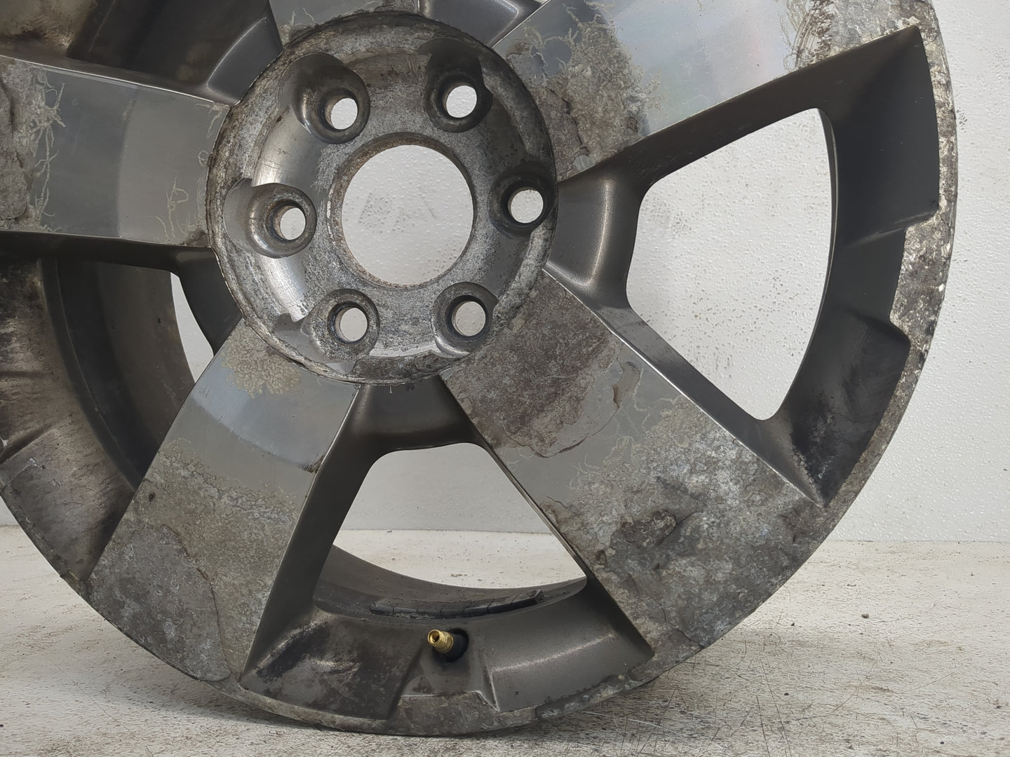 2009-2012 Gmc Acadia Oem Wheel Rim - Oemusedautoparts1.com
