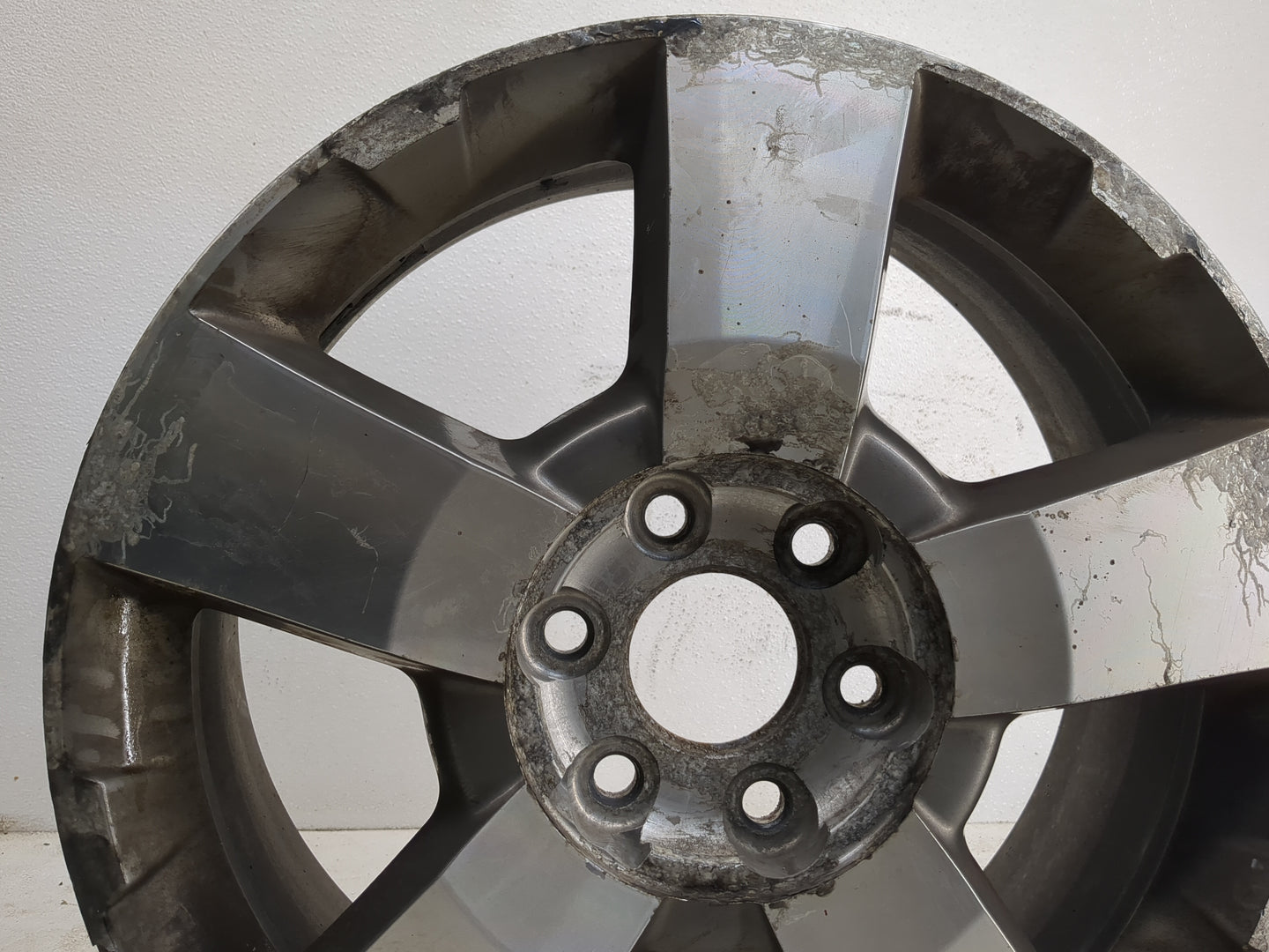 2009-2012 Gmc Acadia Oem Wheel Rim 1142812 - Oemusedautoparts1.com