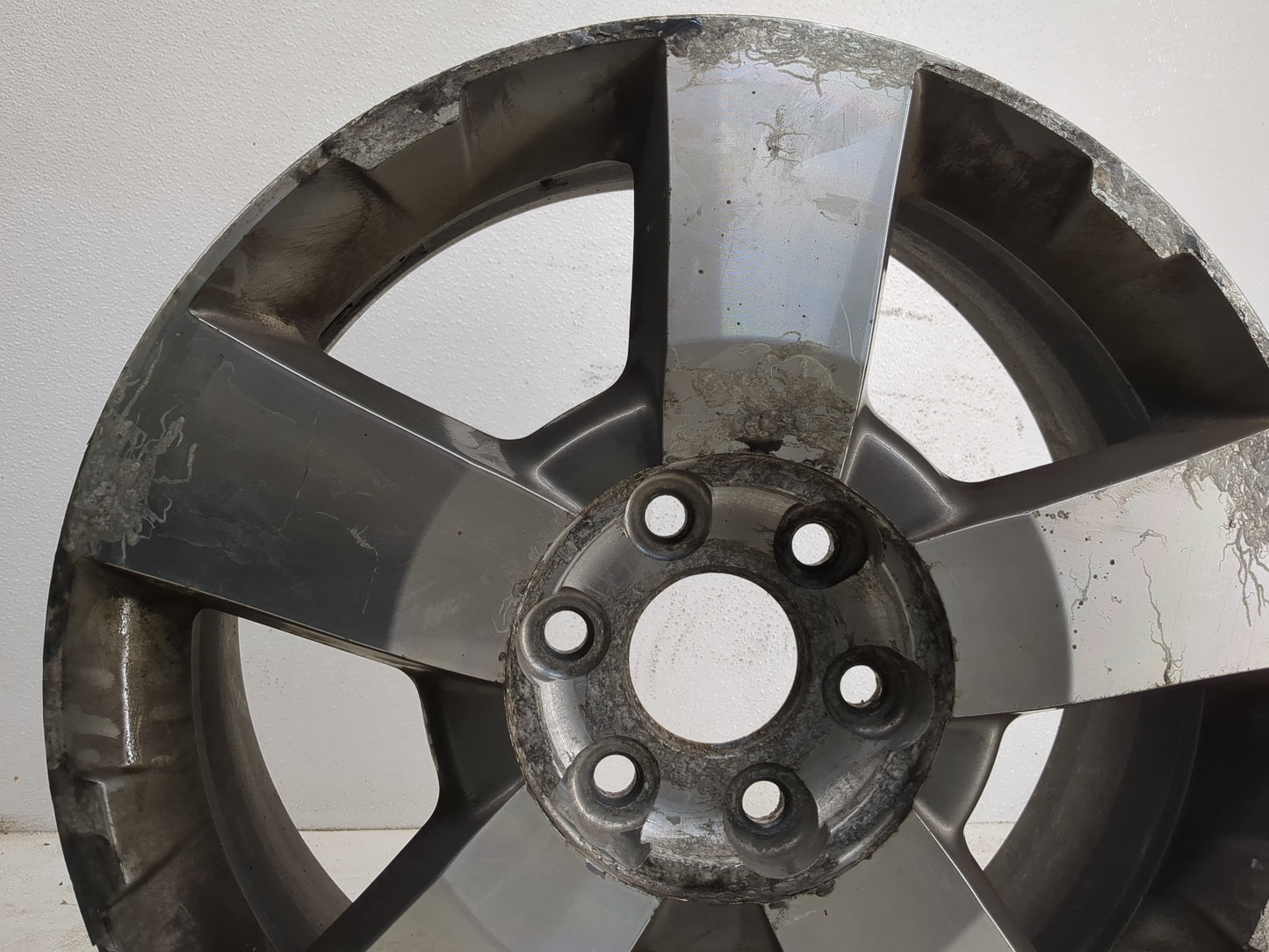 2009-2012 Gmc Acadia Oem Wheel Rim 1142812 - Oemusedautoparts1.com