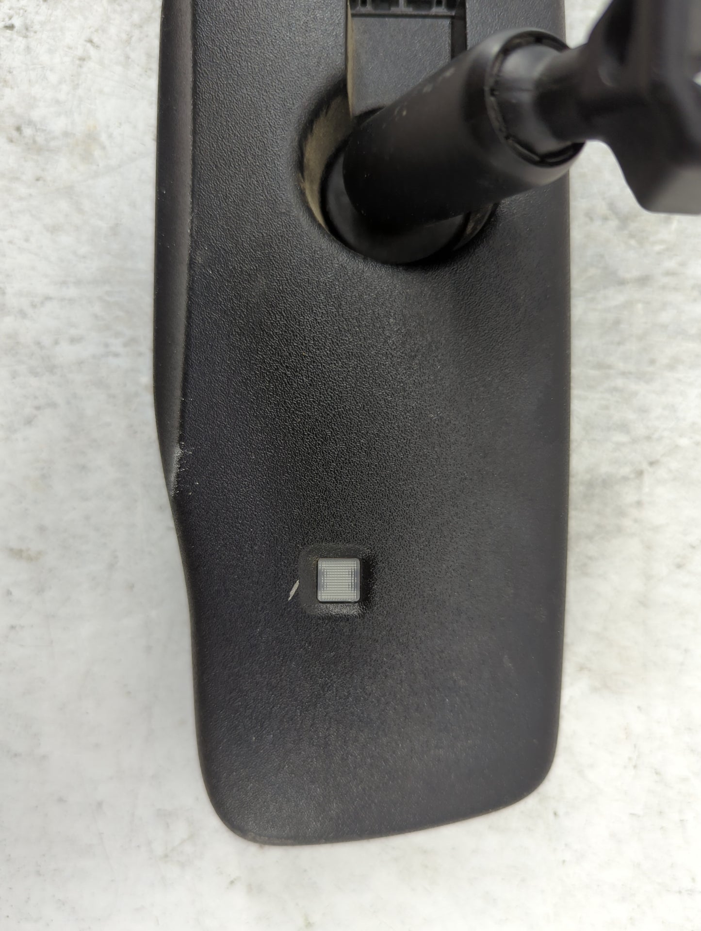 2009-2012 Gmc Acadia Interior Rear View Mirror Replacement OEM Fits Fits 2009 2010 2011 2012 2013 2014 OEM Used Auto Parts -