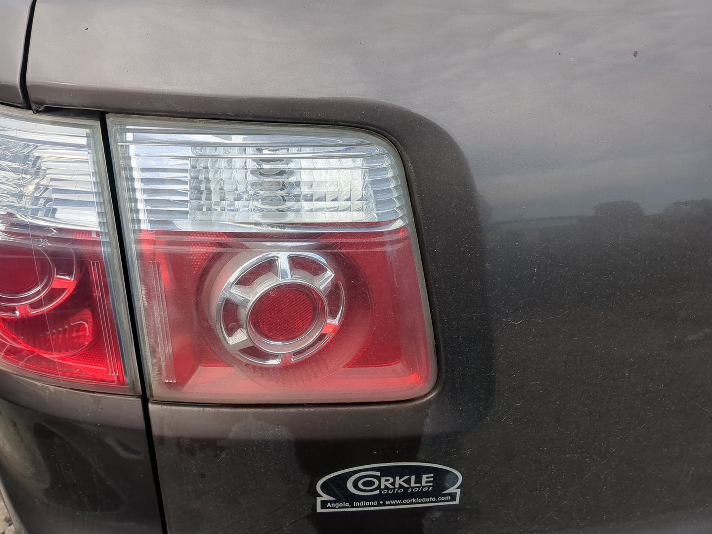 2007 Gmc Acadia Driver Left Side Tail Light Taillight Deck Lid Mounted - Oemusedautoparts1.com