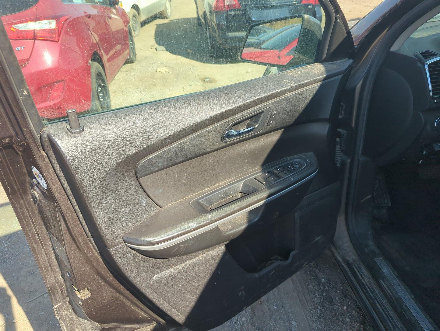 2010 Gmc Acadia Front Left Driver Interior Door Panel Trim - Oemusedautoparts1.com