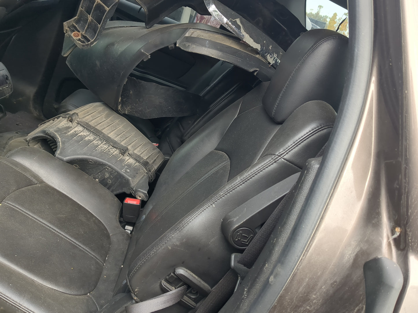 2010 Gmc Acadia Rear Seat Oem - Oemusedautoparts1.com