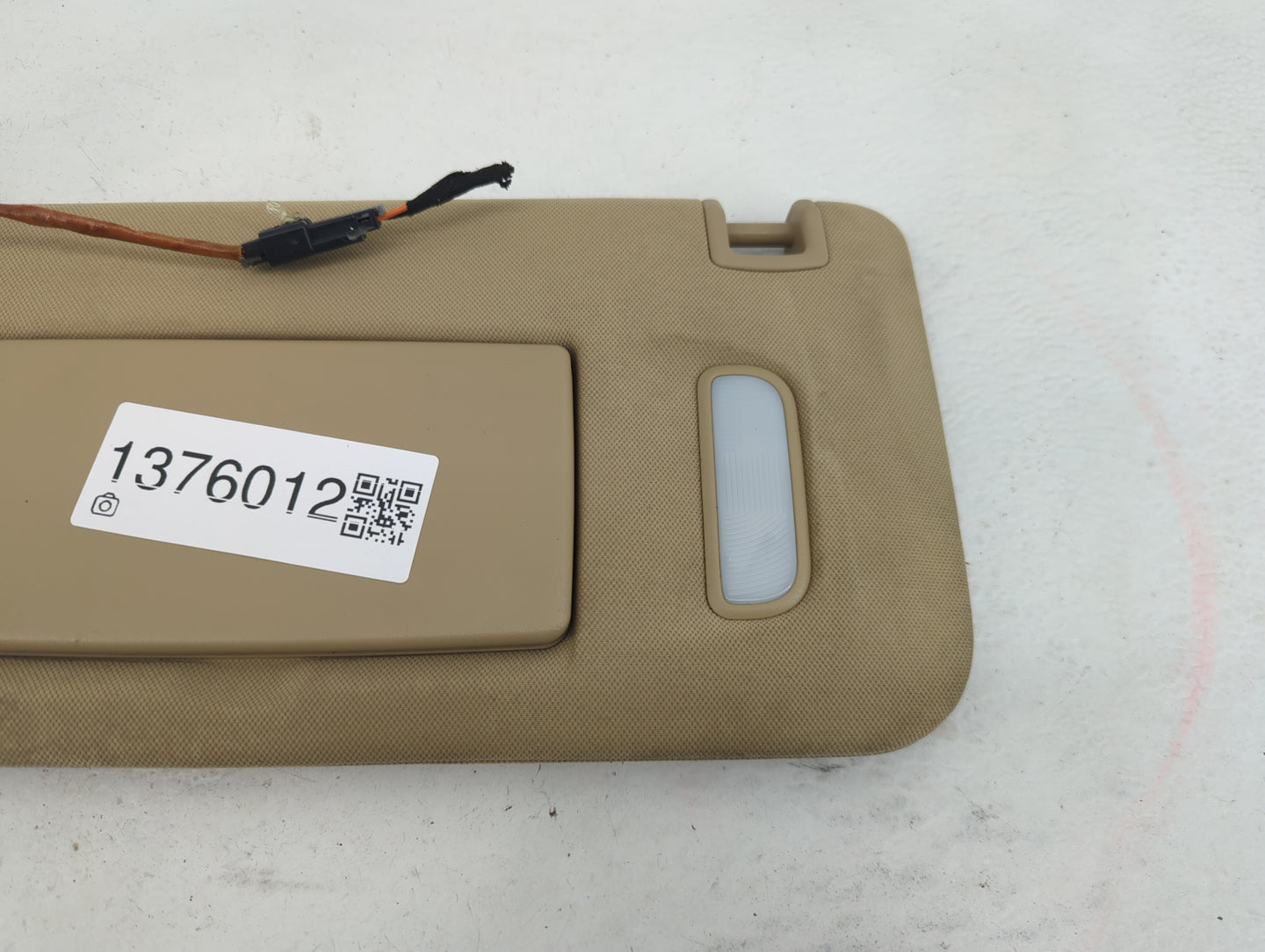 2007-2017 Gmc Acadia Sun Visor Shade Replacement Driver Left Mirror Fits OEM Used Auto Parts - Oemusedautoparts1.com