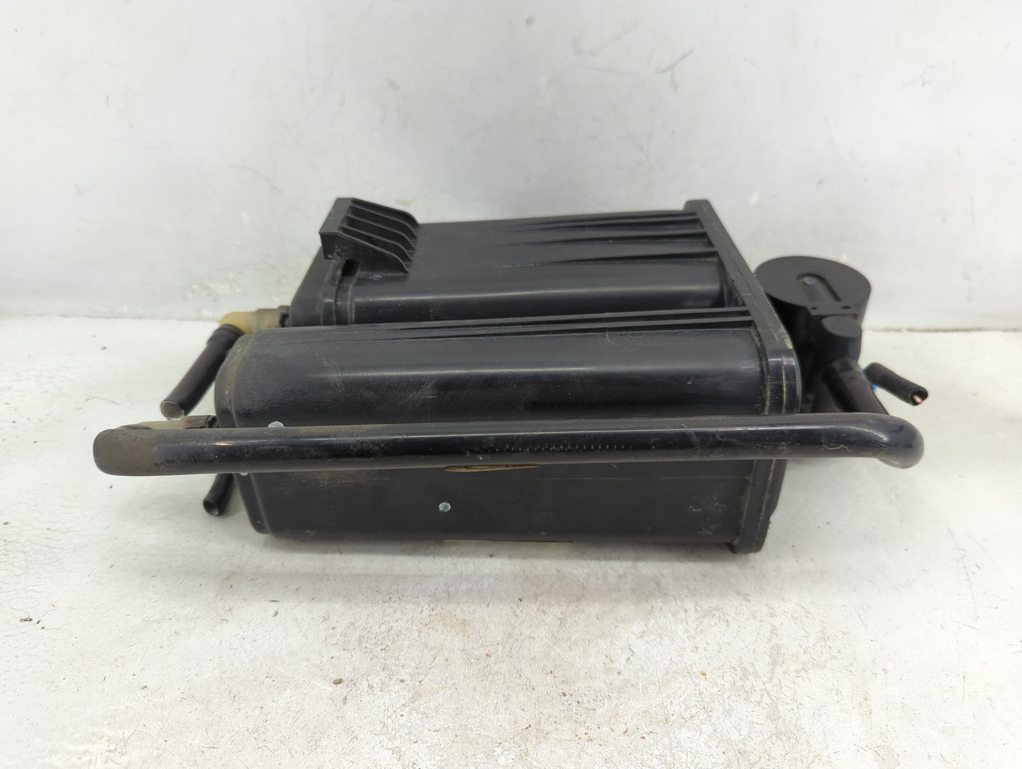 2010 Gmc Acadia Fuel Vapor Charcoal Canister - Oemusedautoparts1.com