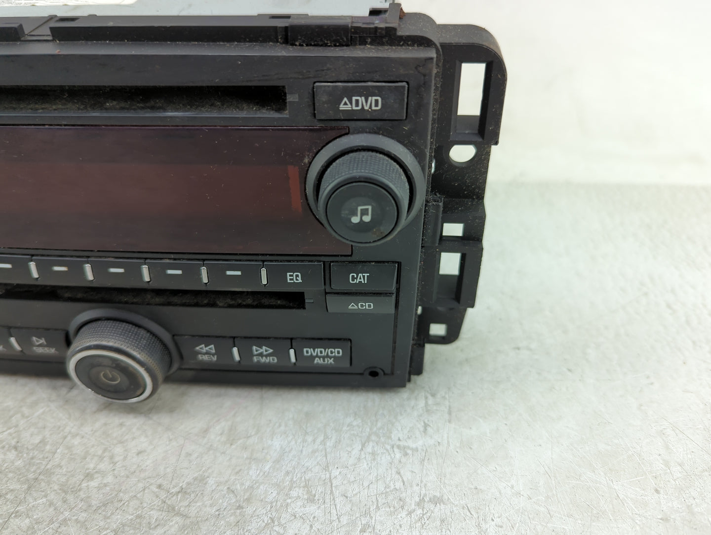 2010-2011 Gmc Acadia Radio AM FM Cd Player Receiver Replacement P/N:20940024 Fits Fits 2010 2011 OEM Used Auto Parts - Oemus