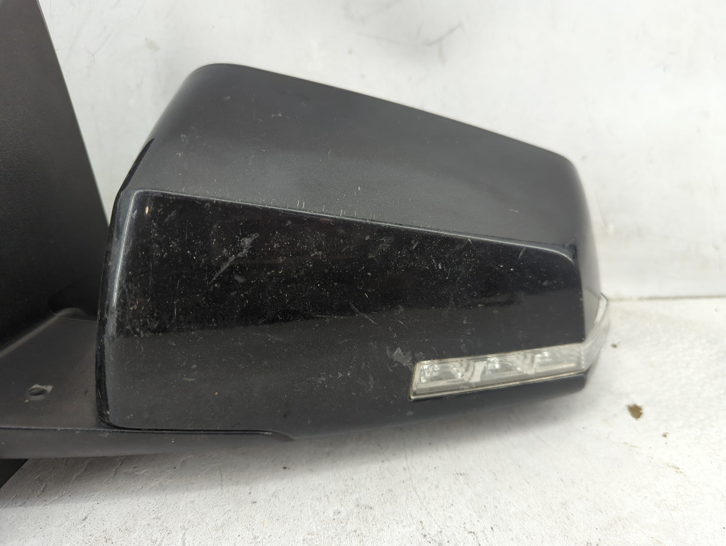 2009-2014 Gmc Acadia Driver Side View Mirror - Left Door Mirror OEM Used - Oemusedautoparts1.com