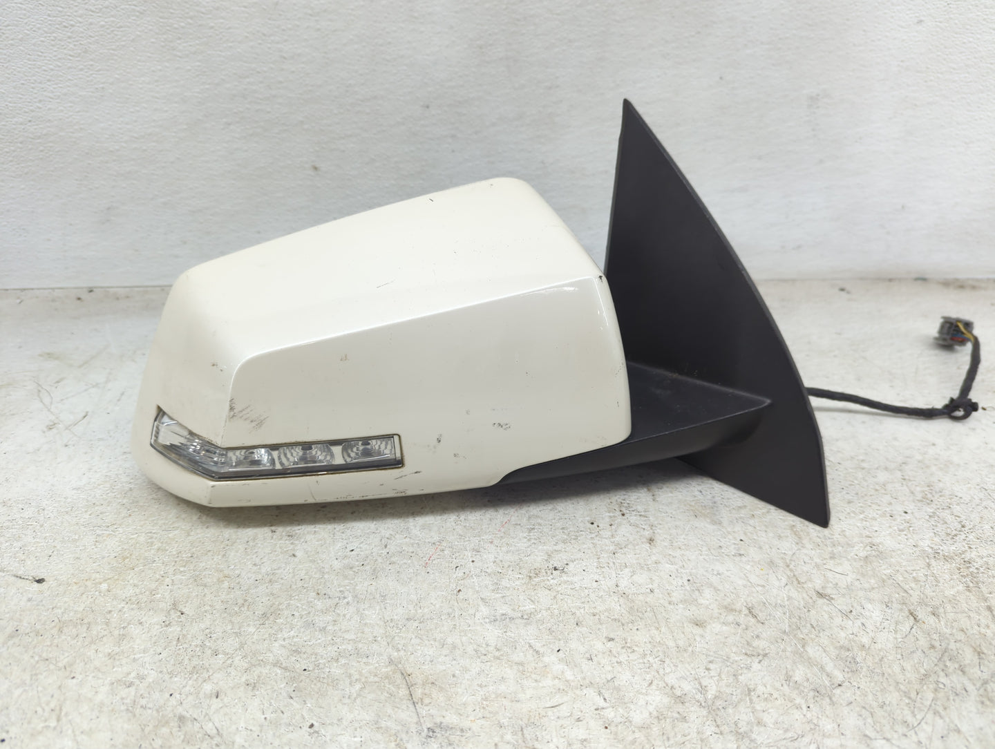 2009-2012 Gmc Acadia Passenger Side View Mirror - Right Door Mirror OEM Used - Oemusedautoparts1.com