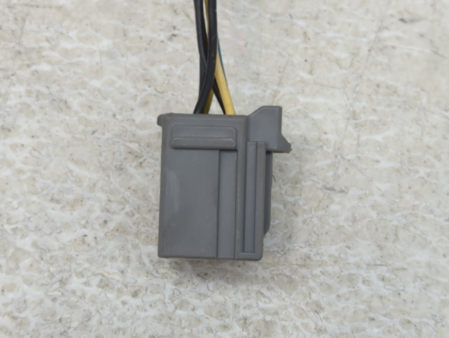 2009-2012 Gmc Acadia Passenger Side View Mirror - Right Door Mirror OEM Used - Oemusedautoparts1.com