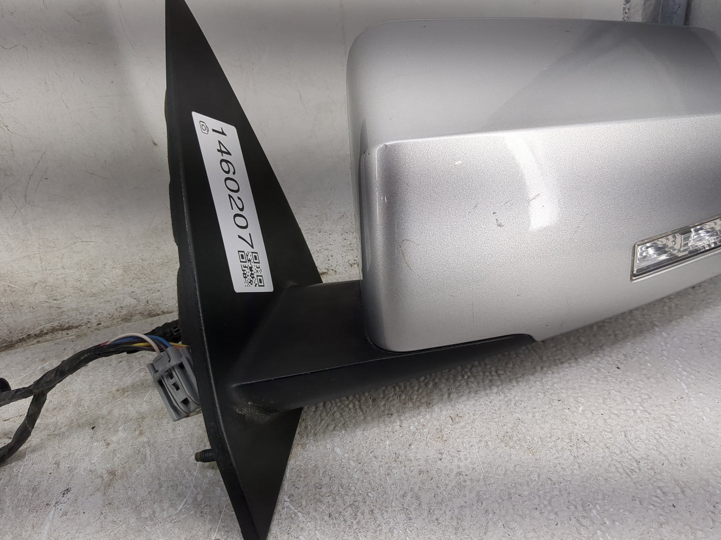 2010 Gmc Acadia Passenger Side View Mirror - Right Door Mirror OEM Used - Oemusedautoparts1.com