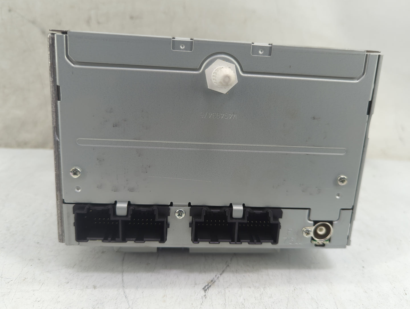 2010-2012 Gmc Acadia Radio AM FM Cd Player Receiver Replacement P/N:25976615 CQ-ZG0963XC Fits Fits 2010 2011 2012 OEM Used A