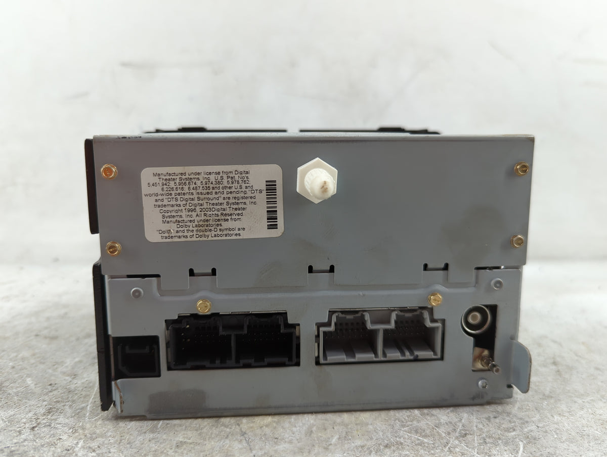 2010 Gmc Acadia Radio AM FM Cd Player Receiver Replacement P/N:20900944 10GMT968BTNAV2, 28237167 Fits OEM Used Auto Parts - 