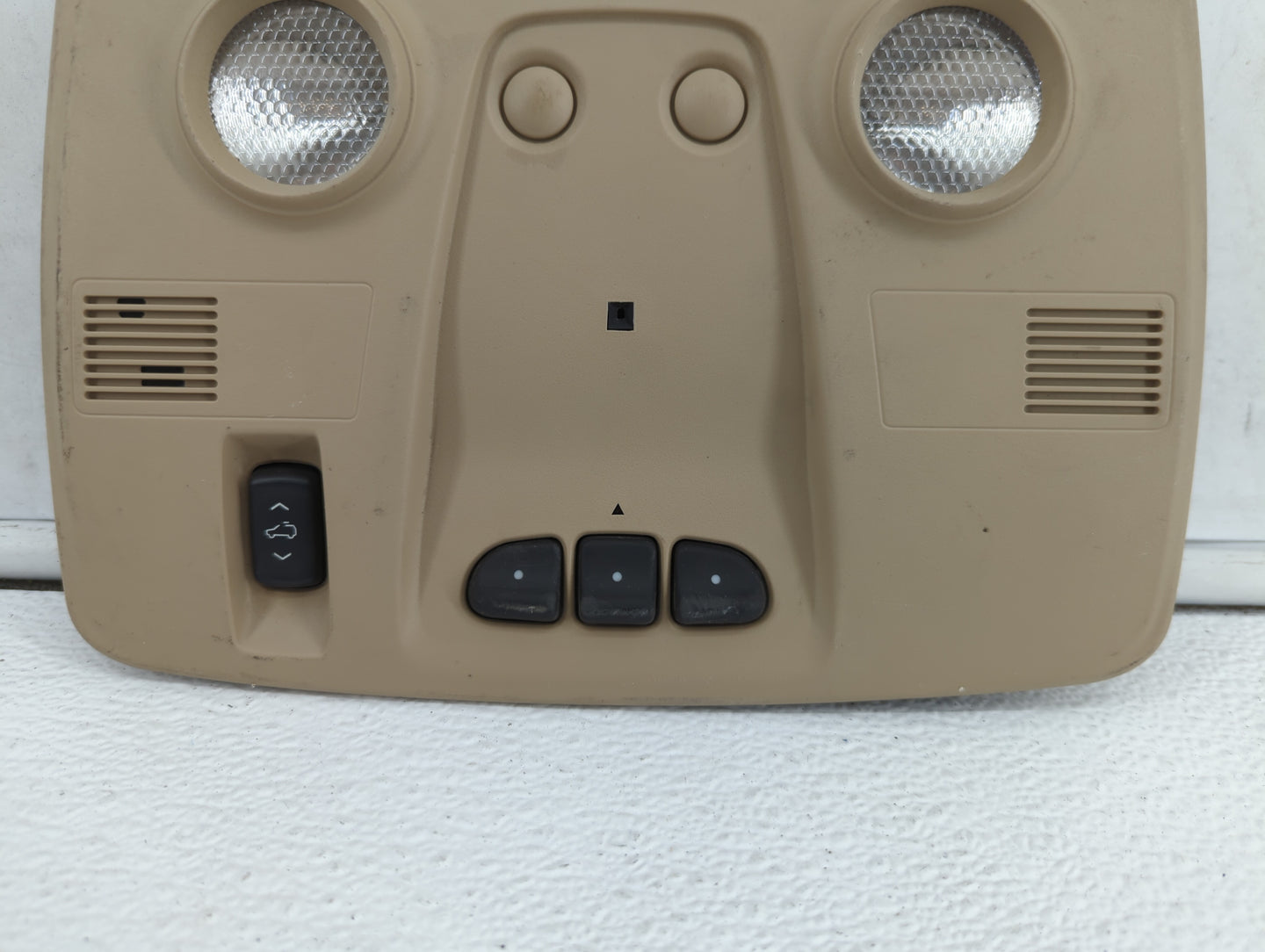 2007-2014 Gmc Acadia Overhead Roof Console Interior Dome Light Beige - Oemusedautoparts1.com