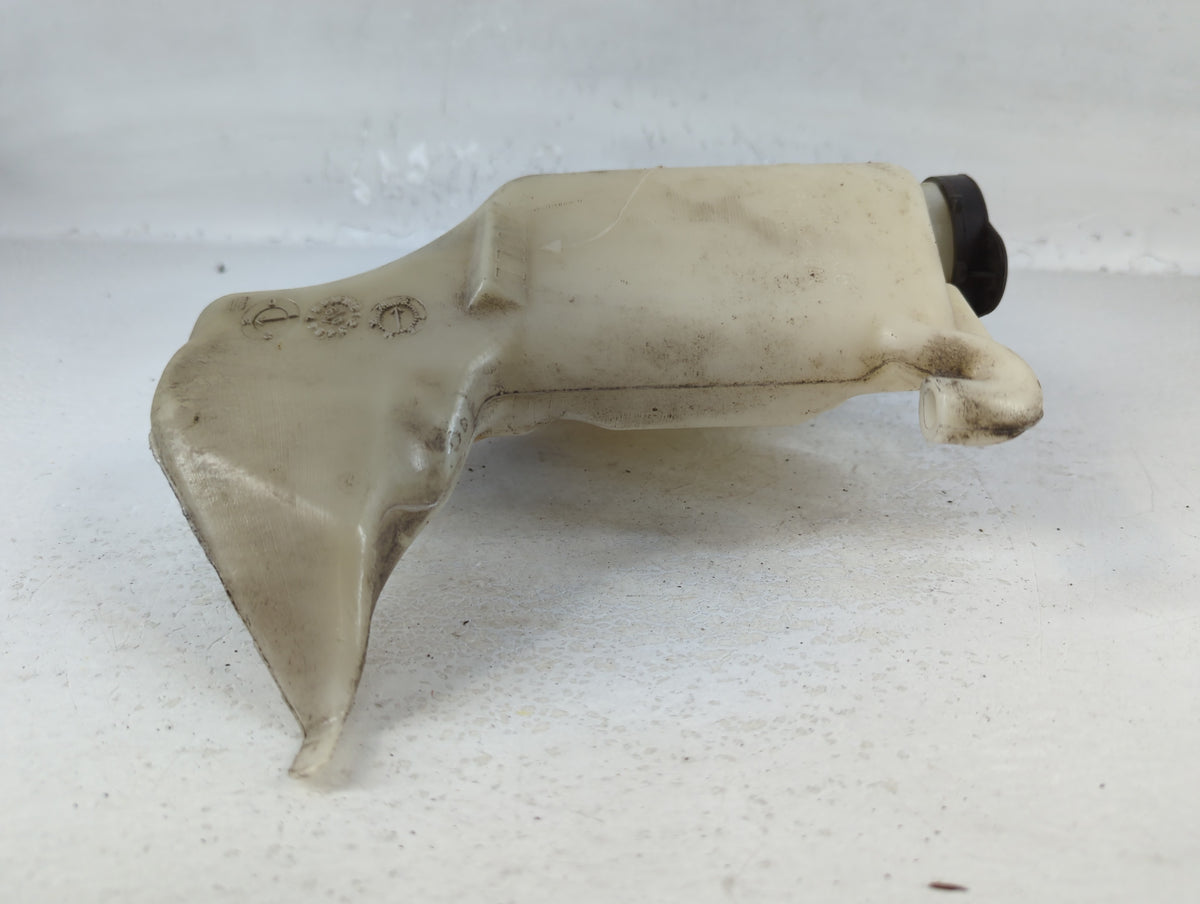 2007-2017 Gmc Acadia Radiator Coolant Overflow Expansion Tank Bottle 747823 - Oemusedautoparts1.com