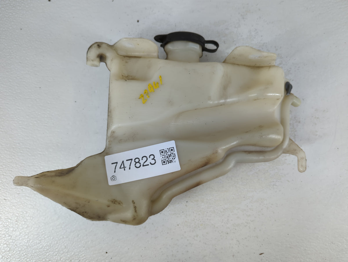 2007-2017 Gmc Acadia Radiator Coolant Overflow Expansion Tank Bottle 747823 - Oemusedautoparts1.com