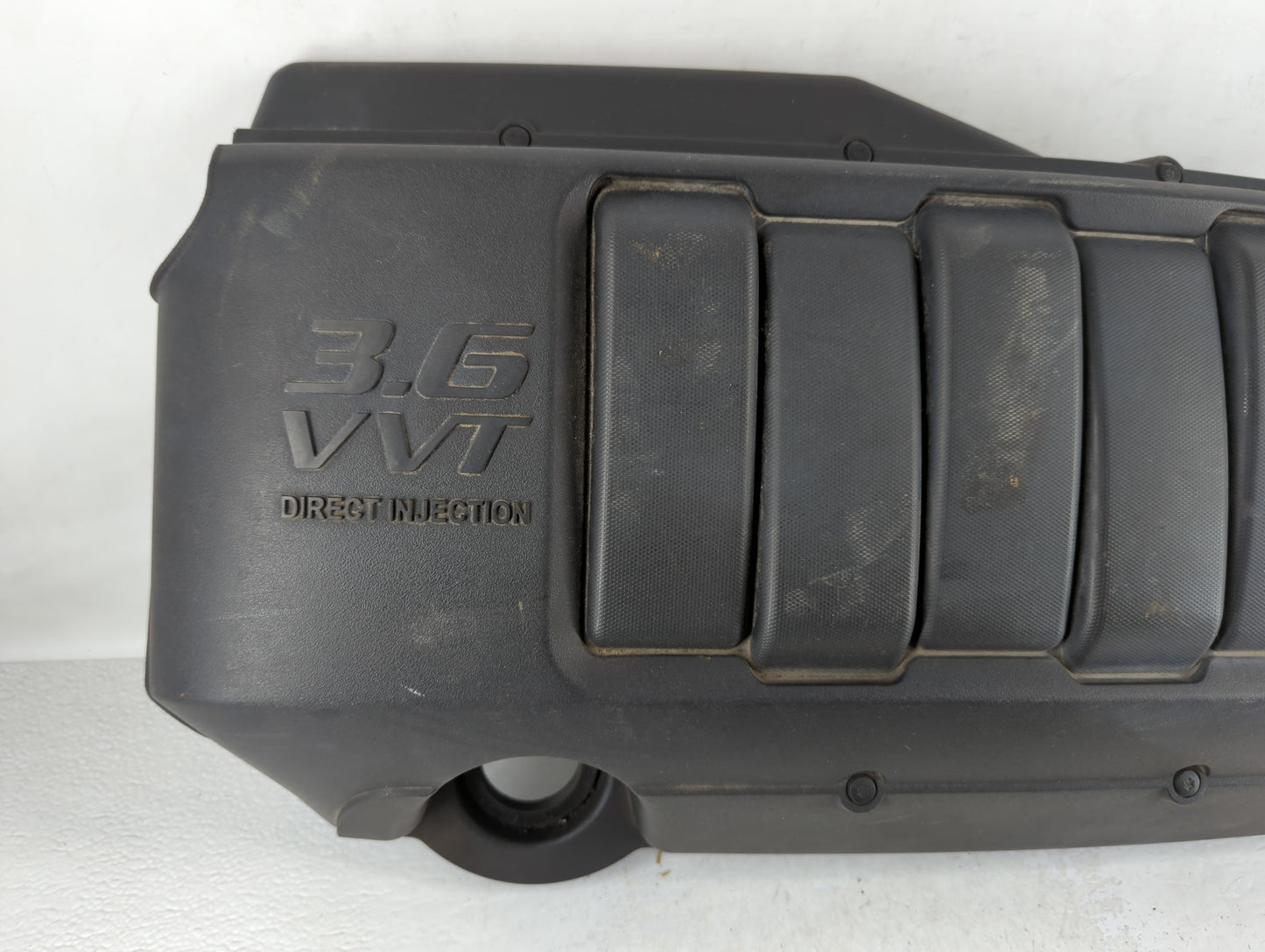 2010 Gmc Acadia Engine Cover - Oemusedautoparts1.com
