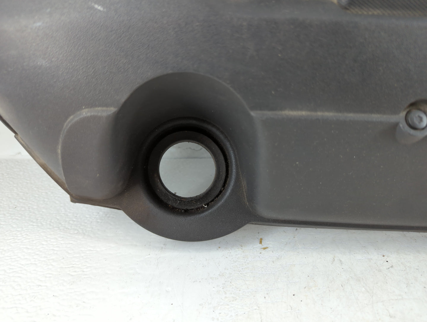 2010 Gmc Acadia Engine Cover - Oemusedautoparts1.com