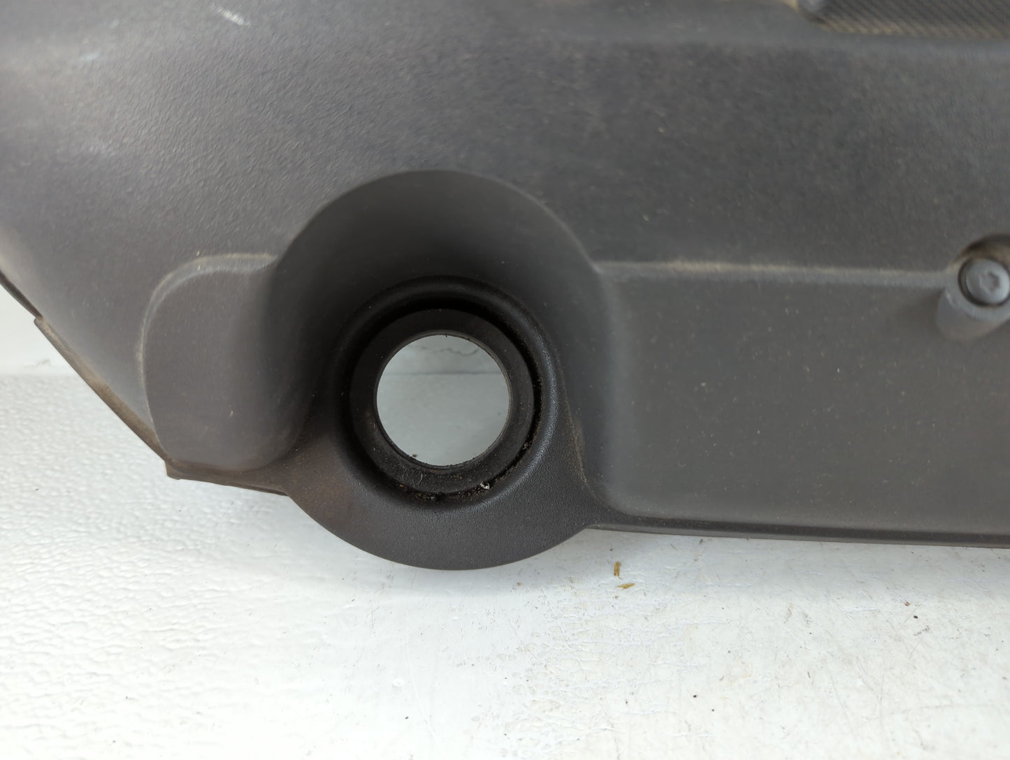 2010 Gmc Acadia Engine Cover - Oemusedautoparts1.com