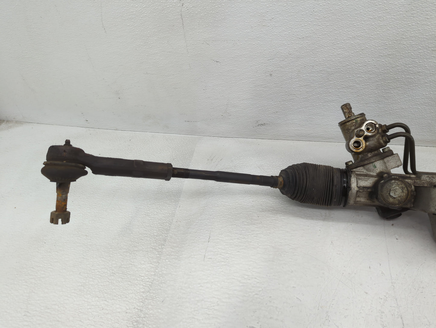 2007-2012 Gmc Acadia Rack and Pinion Steering Gear P/N:22902261 Fits Fits 2007 2008 2009 2010 2011 2012 OEM Used Auto Parts 