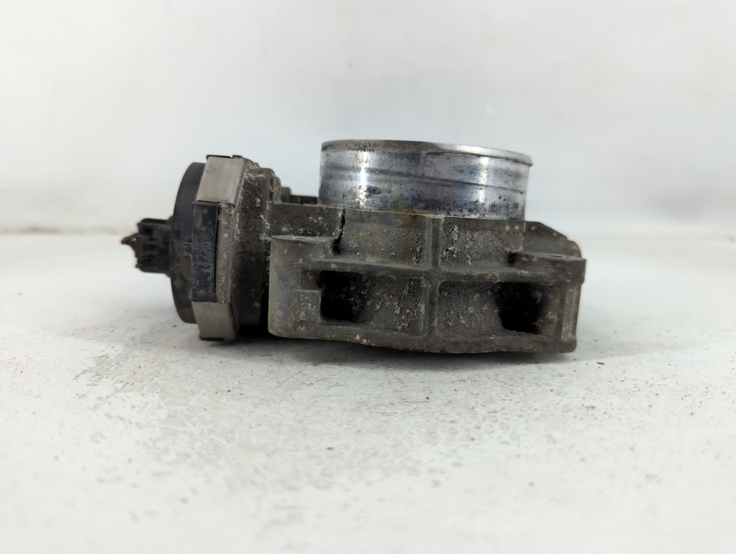 2007-2011 Gmc Acadia Throttle Body P/N:995AA6475 Fits Fits 2007 2008 2009 2010 2011 OEM Used Auto Parts - Oemusedautoparts1.
