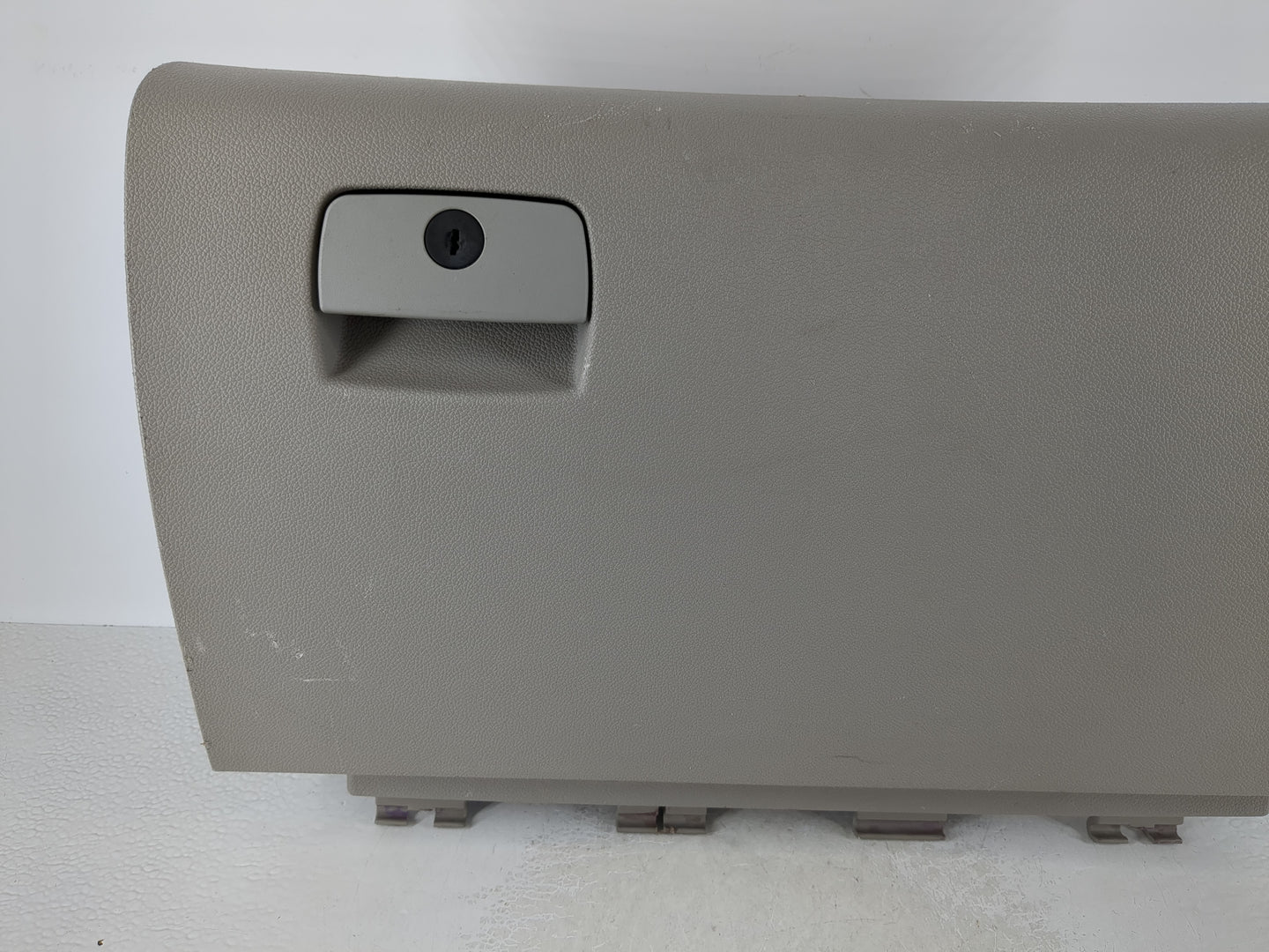 2010 Gmc Acadia Passenger Glove Box Door Storage Compartment - Oemusedautoparts1.com