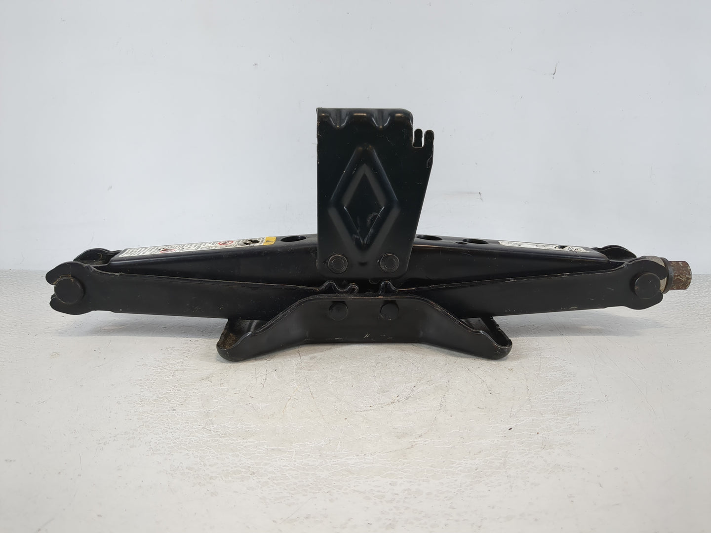 2010 Gmc Acadia Spare Scissor Car Jack - Oemusedautoparts1.com