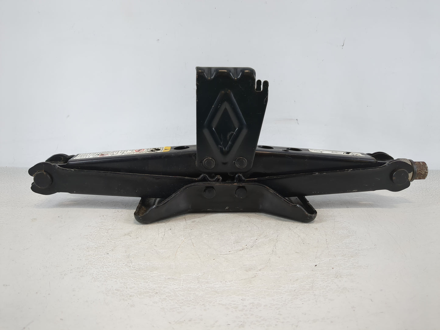 2010 Gmc Acadia Spare Scissor Car Jack - Oemusedautoparts1.com